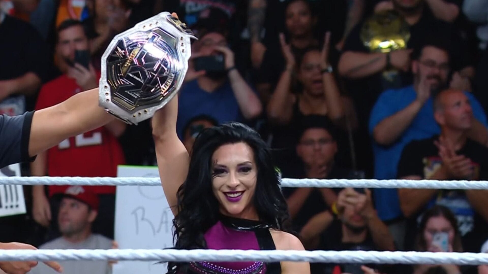 ¡Batalla sin tregua! Stephanie Vaquer se lleva la lucha de la noche en NXT Battleground 2025