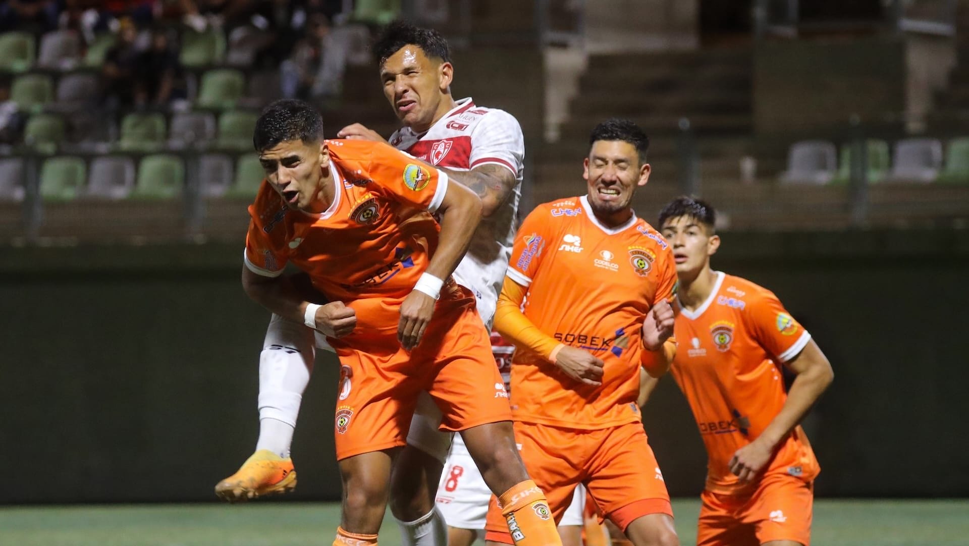 Con calculadora en mano y mucho ingenio: Cobreloa va a la pelea en el mercado de pases de la Primera B