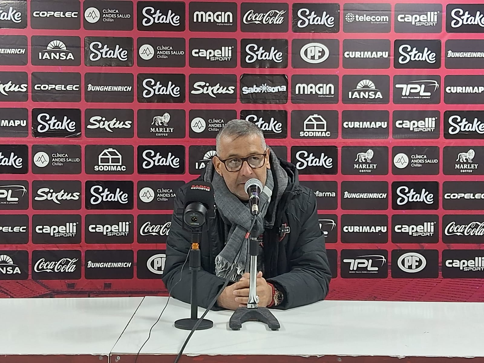 A Ñublense no: Ronald Fuentes descarta llegada de un seleccionado nacional y una promesa de Colo Colo