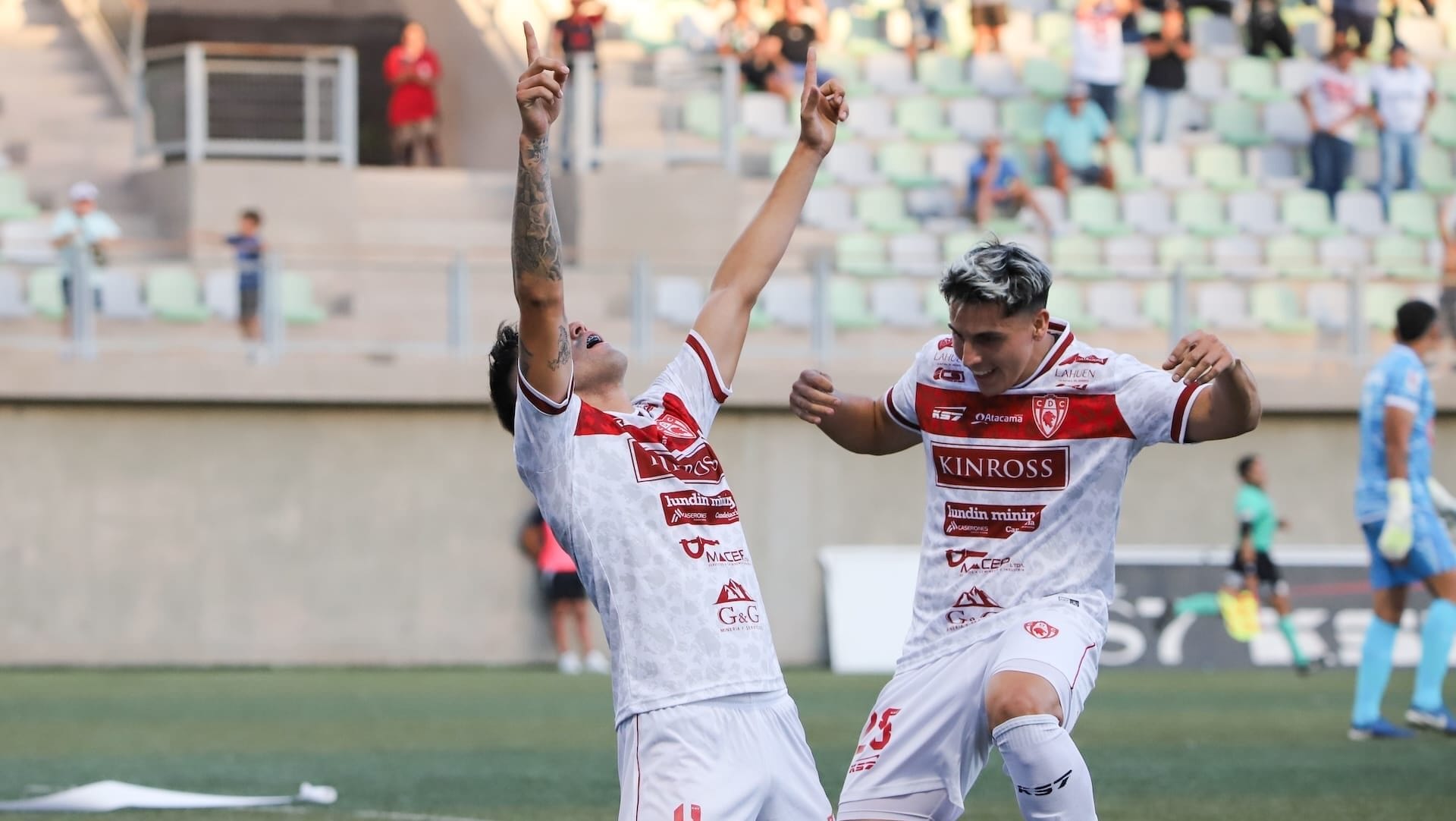 Deportes Copiapó remecería el mercado de pases de Primera B con fichaje de promesa del fútbol chileno