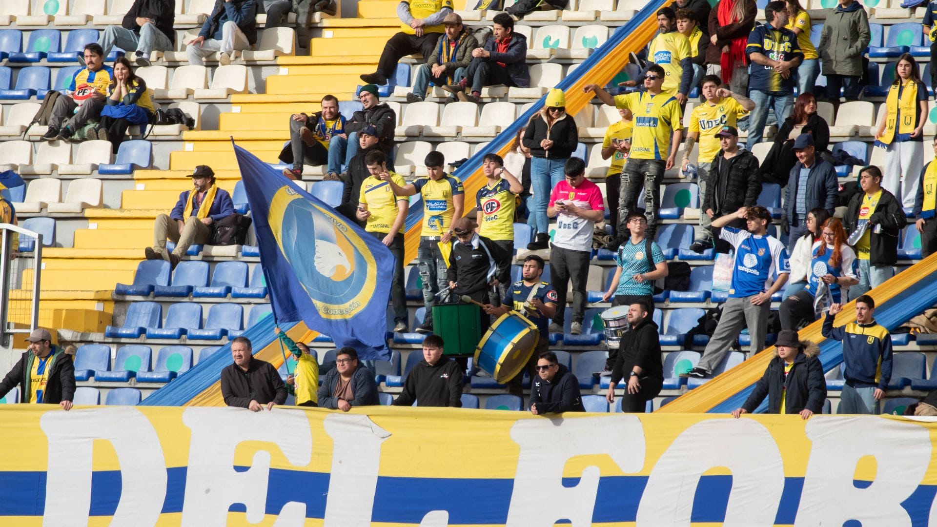 ¡Gran promo! U. de Conce motiva a niños e hinchas de cara al partido ante Cobresal