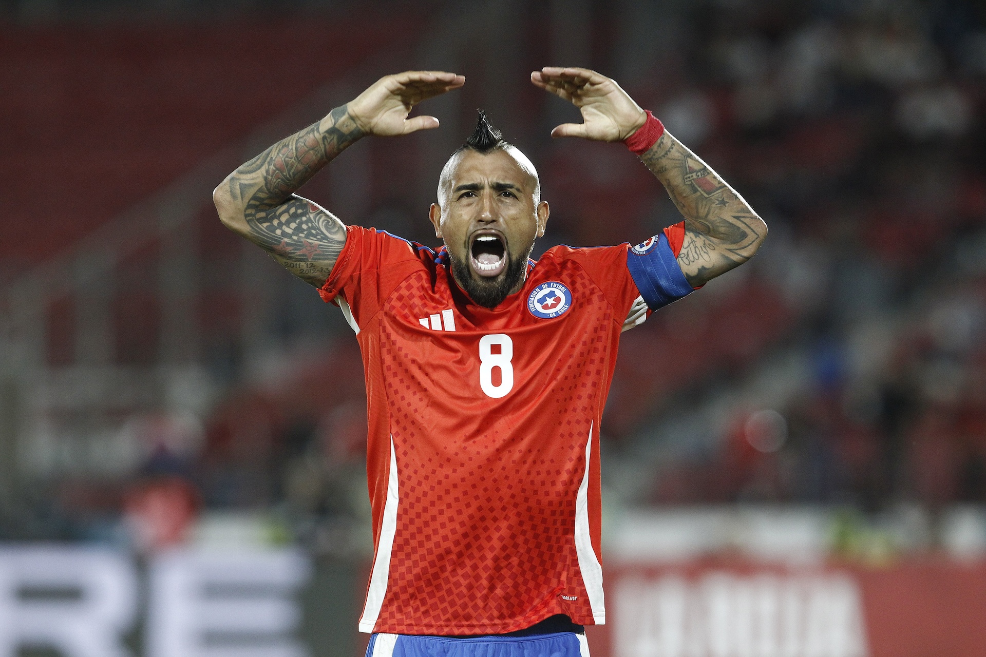 El rimbombante y solidario sorteo de Arturo Vidal que remece a Chile a días de la Navidad