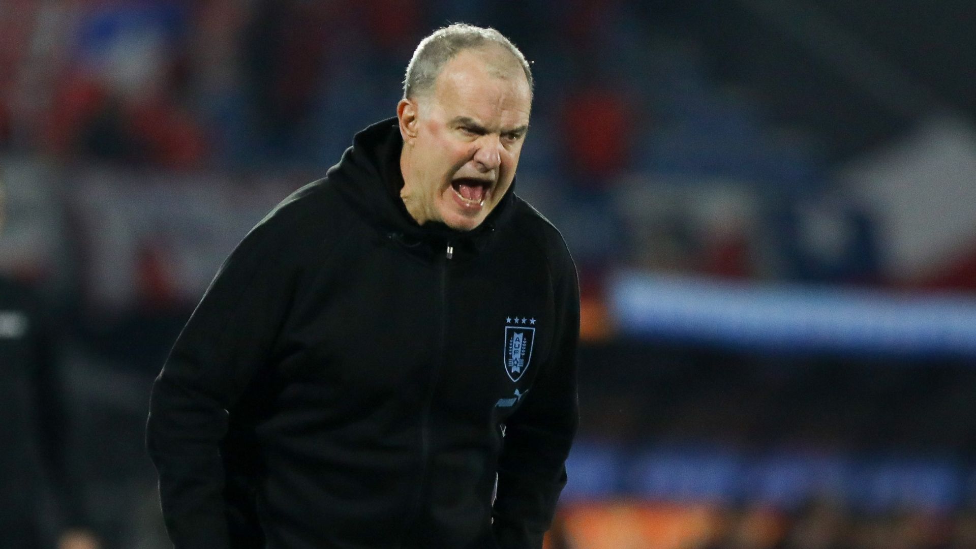 “Que todavía no se de cuenta …”: ex seleccionado de La Roja apuntó a Marcelo Bielsa