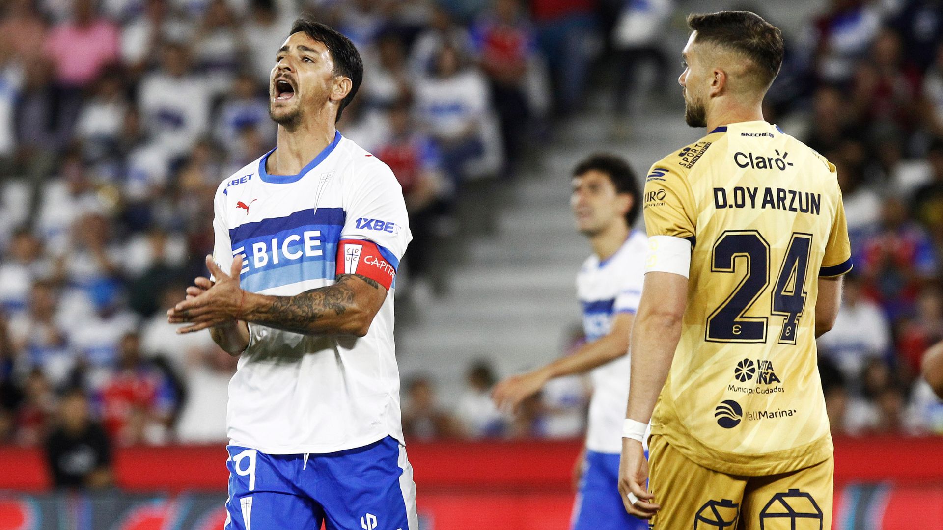 Universidad Católica y Everton protagonizaron atractivo empate en el Claro Arena