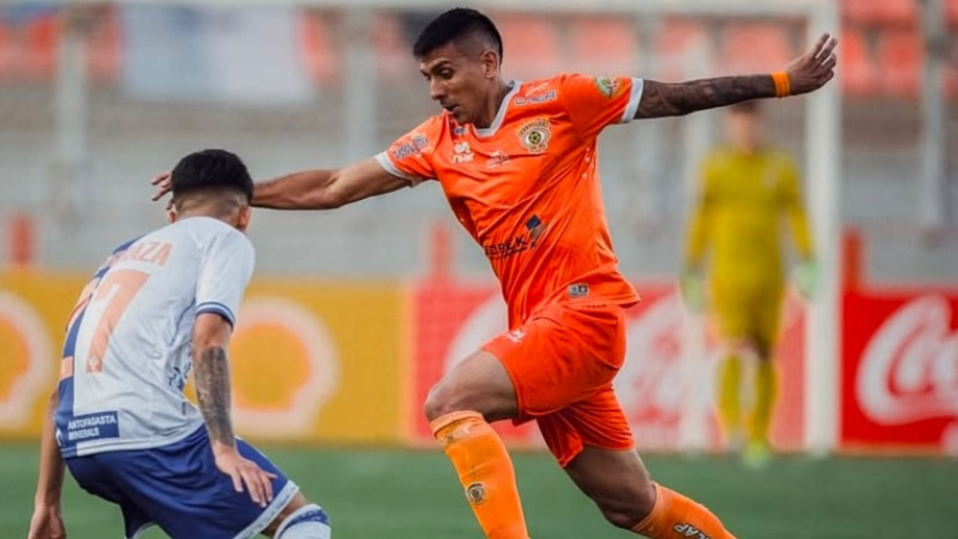 Gerardo Navarrete refuerza a Lota Schwager: experiencia nacional e internacional para el mediocampo minero