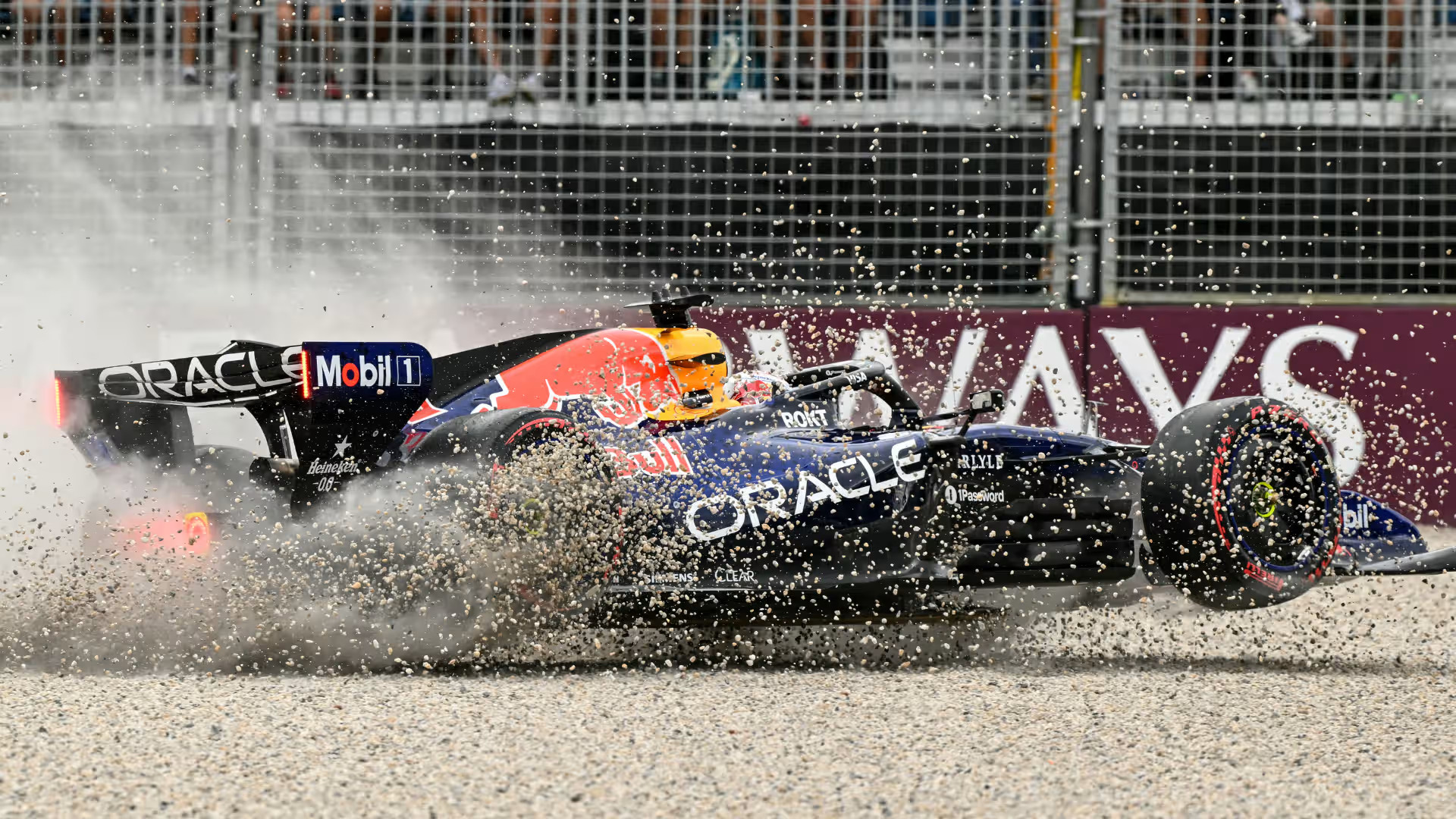 Verstappen fue llevado a centro médico tras sufrir accidente en la previa del GP de Australia