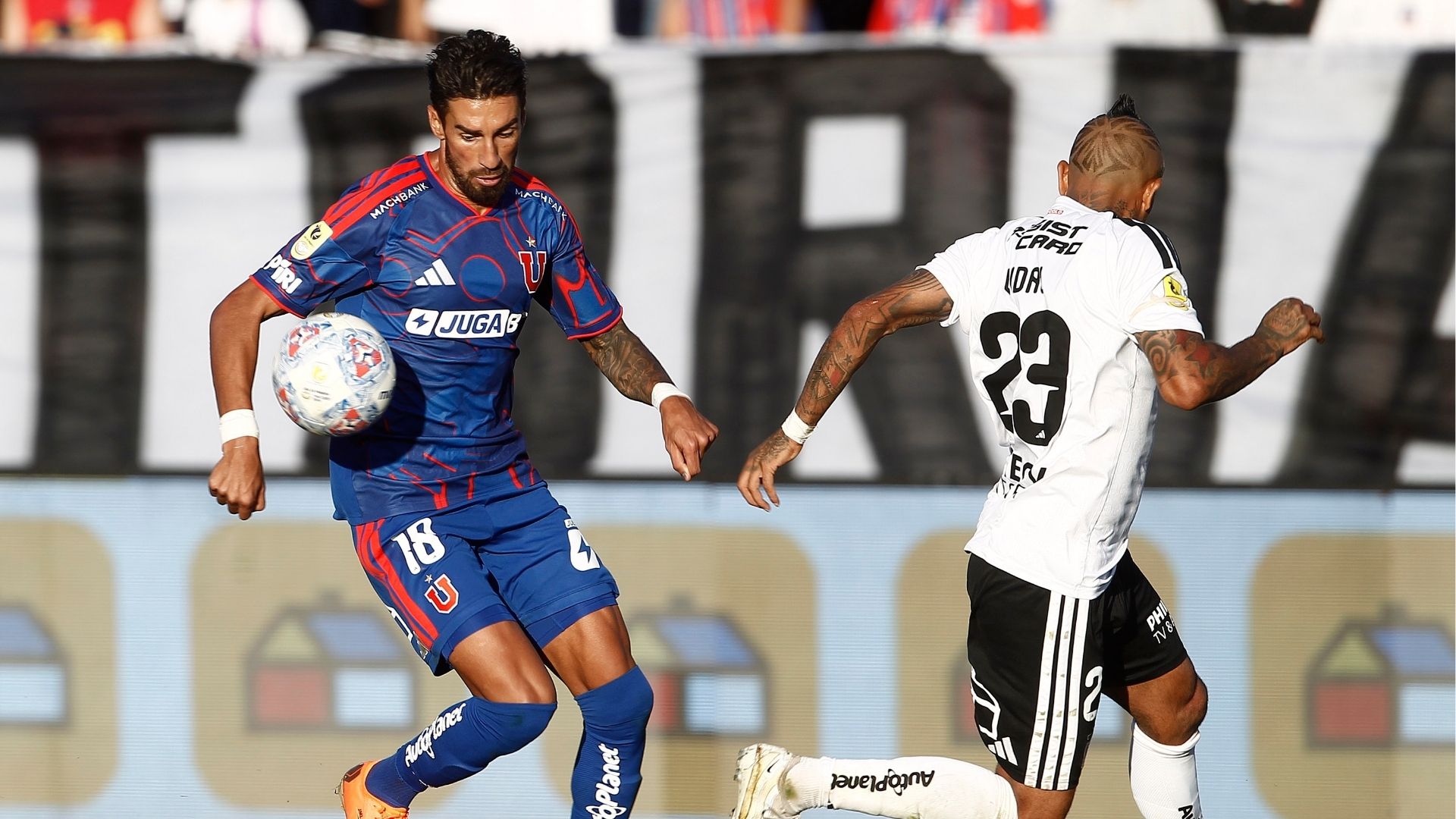 La ofuscada celebración de Juan Martín Lucero tras la victoria de la U ante Colo Colo