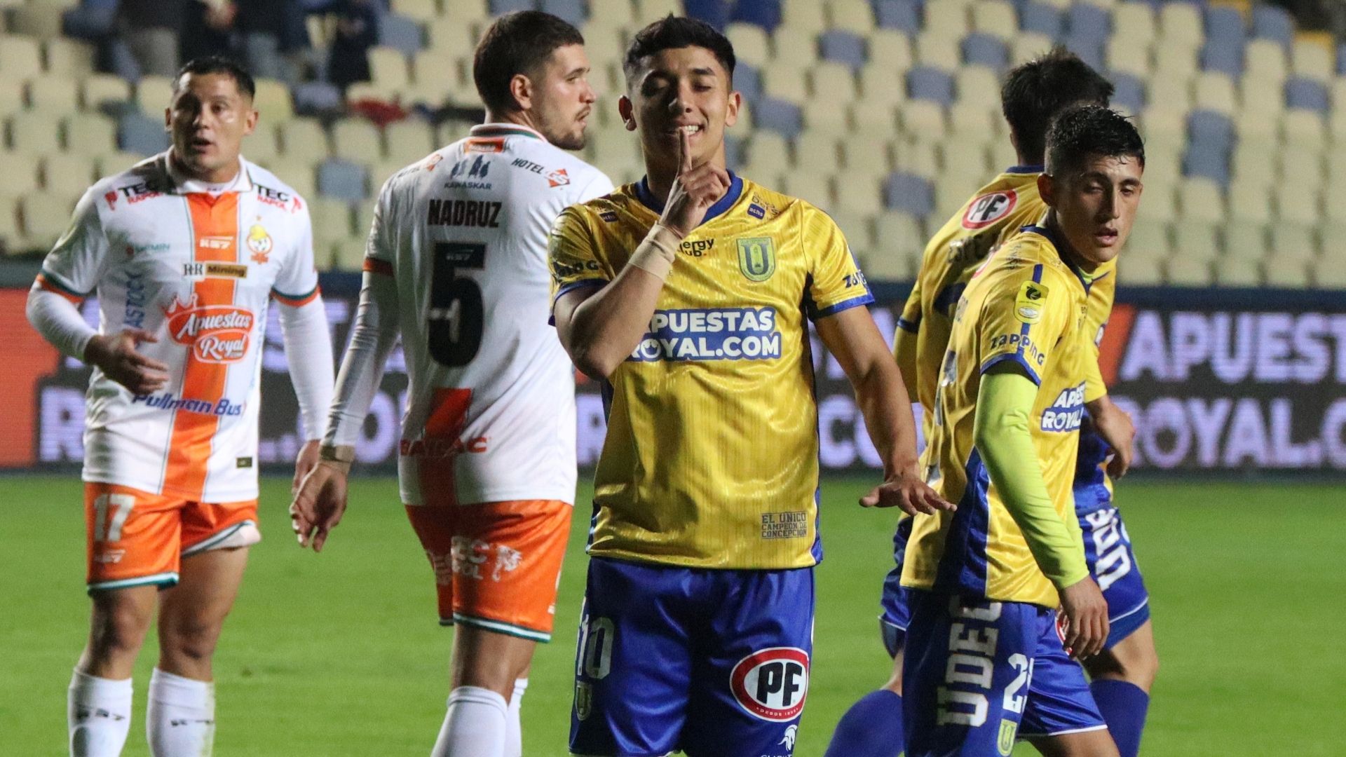 Universidad de Concepción se impuso en el Ester Roa y venció a Cobresal por la Copa de la Liga