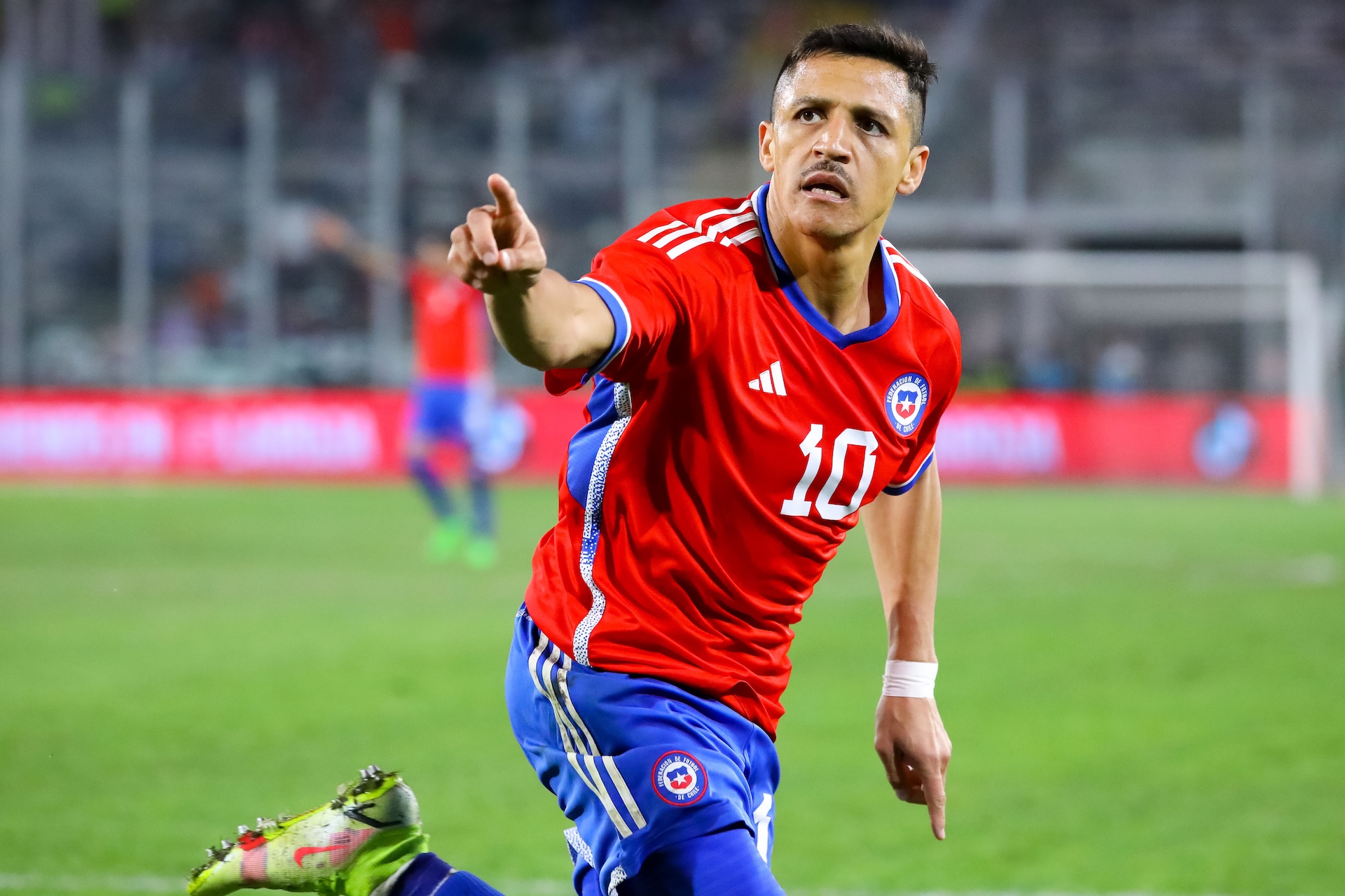 ¿Jugará en la Universidad de Chile? El abanico de ofertas que Alexis Sánchez tiene en el mercado de pases