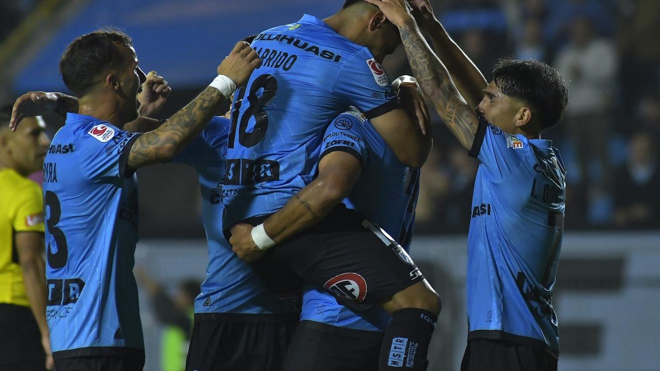Deportes Iquique remece el mercado de pases de Primera B y ya encontró a su salvador en el fútbol chileno