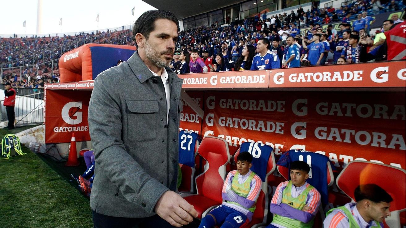 Susto en Universidad de Chile: Fernando Gago fue operado tras problemas cardiovasculares