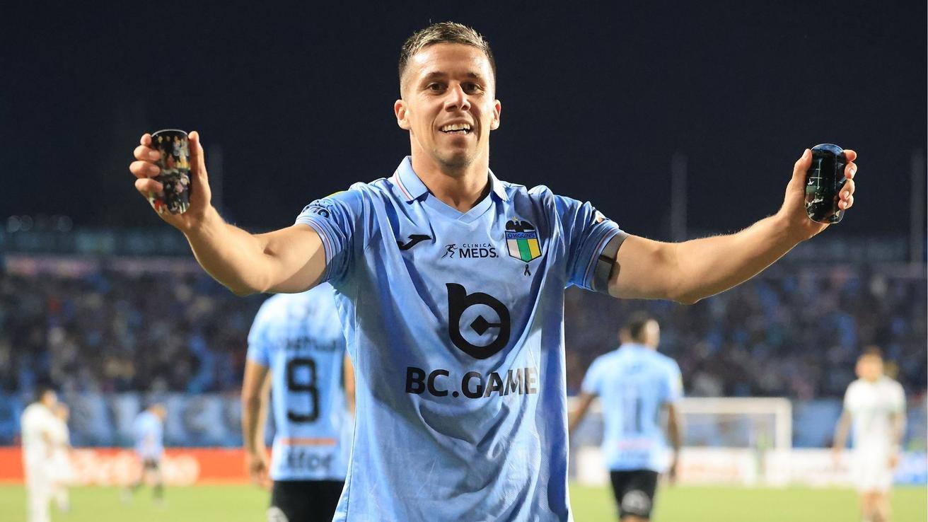 ¿Se va?: aseguran que Rubin Kazan vendría a la carga por Francisco González en O’Higgins