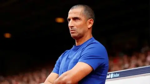 ¡Sólo duró 1 partido en el Mundial 2026! Entrenador de selección africana es despedido tras paupérrimo debut