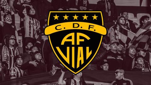 Imagen de Se reorganiza el Almirante: Fernández Vial convoca asamblea para elegir nuevo directorio