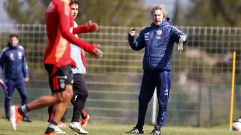 Revelan indignante situación en La Roja bajo la dirección de Gareca: “El cocinero con la nueve y el guardia con la siete”