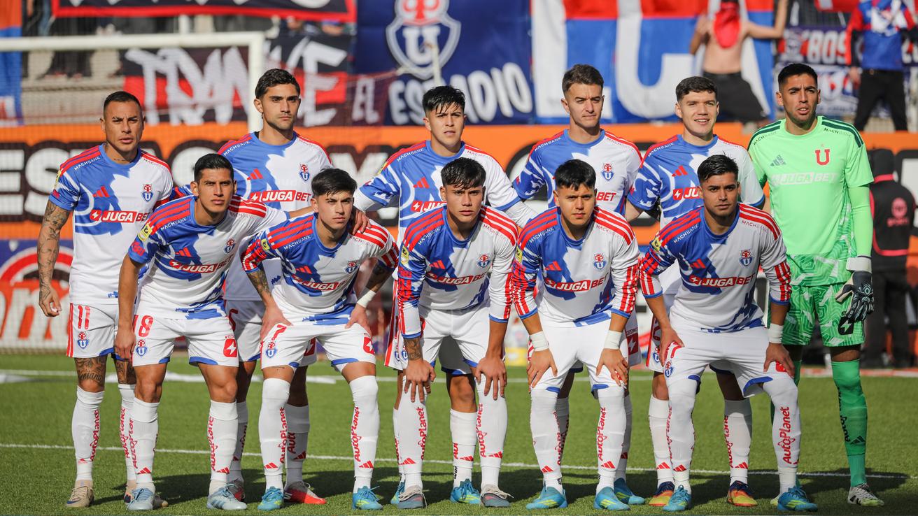 Universidad de Chile se defiende en el mercado de pases: Renovó contrato de dos figuras clave