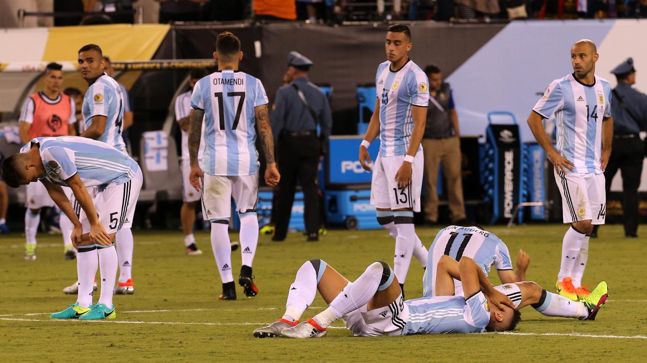 ¡10 años y aún no lo superan! Agüero y Lavezzi no olvidan las Copa América perdidas contra La Roja
