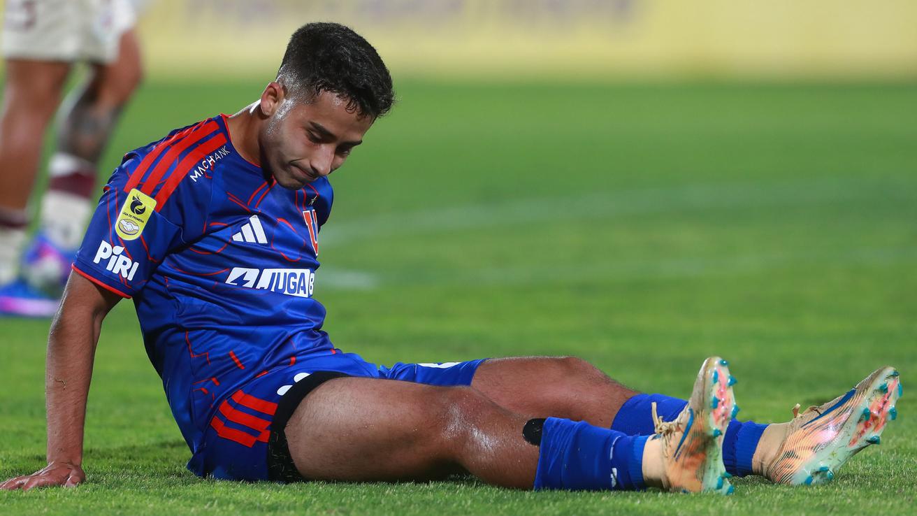 Decisiones tácticas de Universidad de Chile llevan a Lucas Assadi a tomar drástica resolución