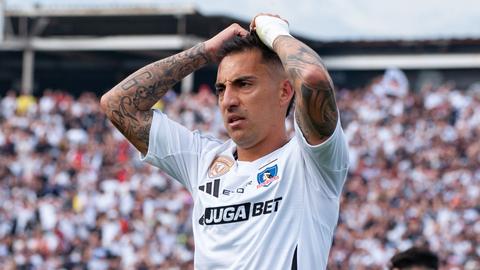 Imagen de Sufre Colo Colo: Javier Correa recibe dura sanción tras palabreo contra árbitro Nicolás Gamboa