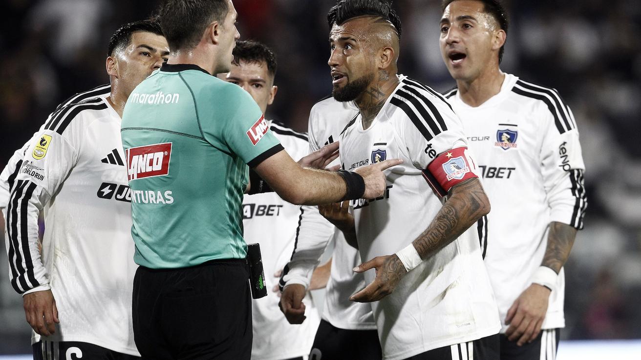 Colo Colo sufre en el mercado de pases por sus refuerzos top: Blanco y Negro recibe duros mazazos en el fútbol chileno