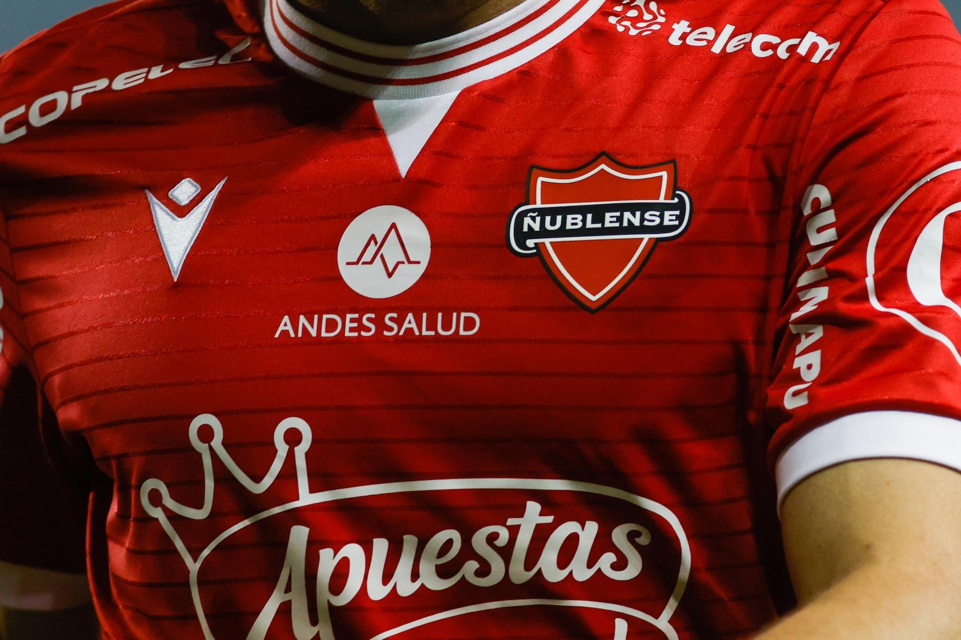 Ñublense sondea a un ex Deportes Concepción en el mercado de pases.