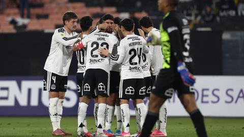 Imagen de La movida de Colo Colo para no perder a su nueva figura ante la arremetida de un gigante en el mercado de pases