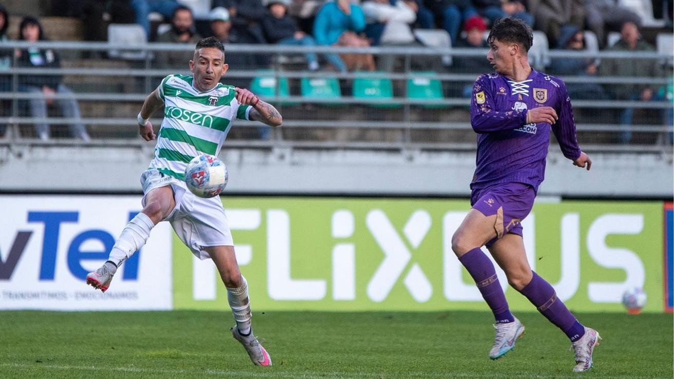 ¿Se atrasa?: Deportes Temuco sufrió altercado en su ruta y quedó a mitad de carretera previo al duelo ante Concepción por Copa Chile