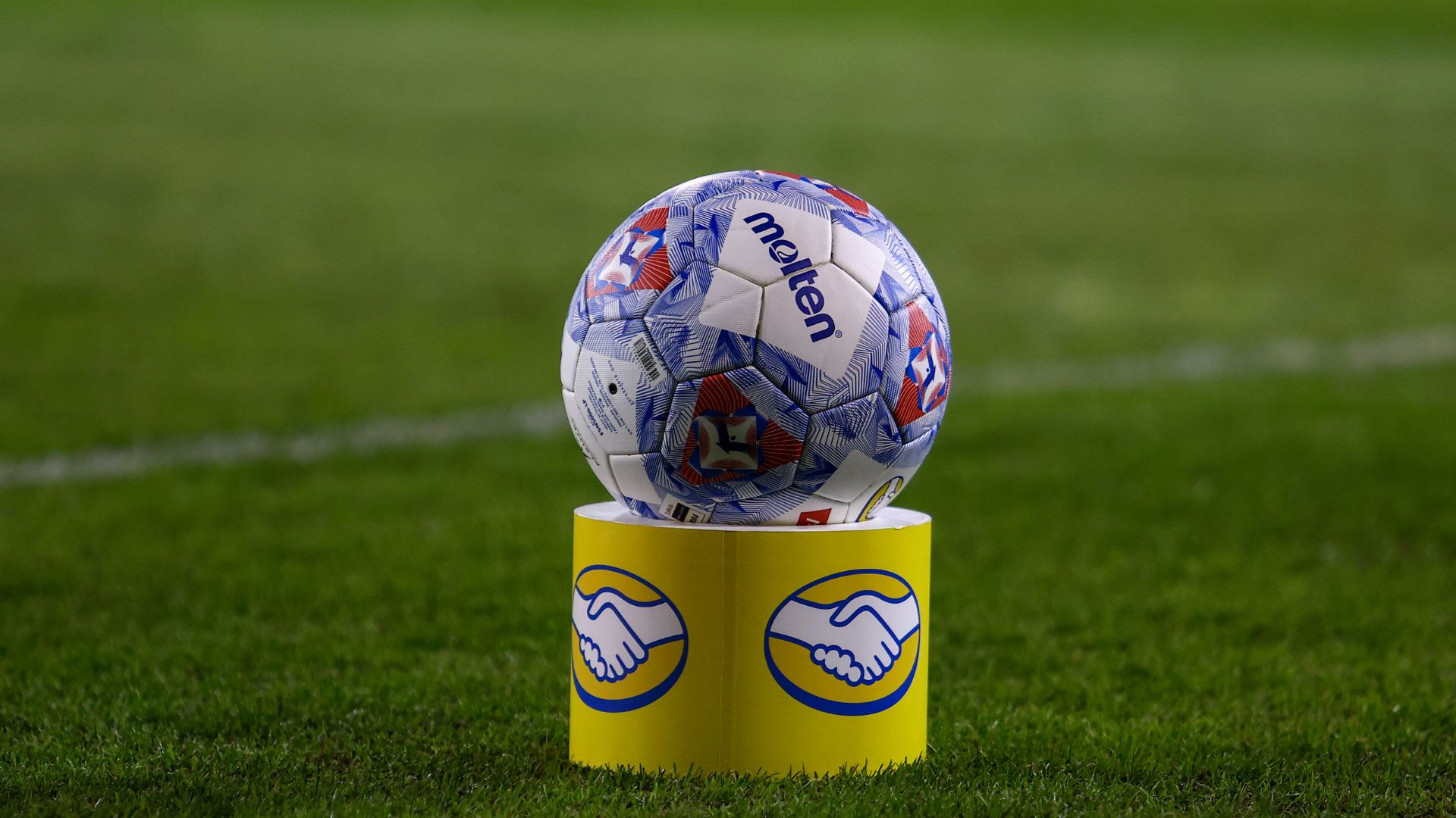 Inminente suspensión: el estado de catástrofe complica a la Liga de Primera del fútbol chileno