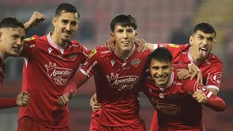Cuerpo técnico de Ñublense se refirió a la posibilidad de refuerzos para la segunda rueda del fútbol chileno