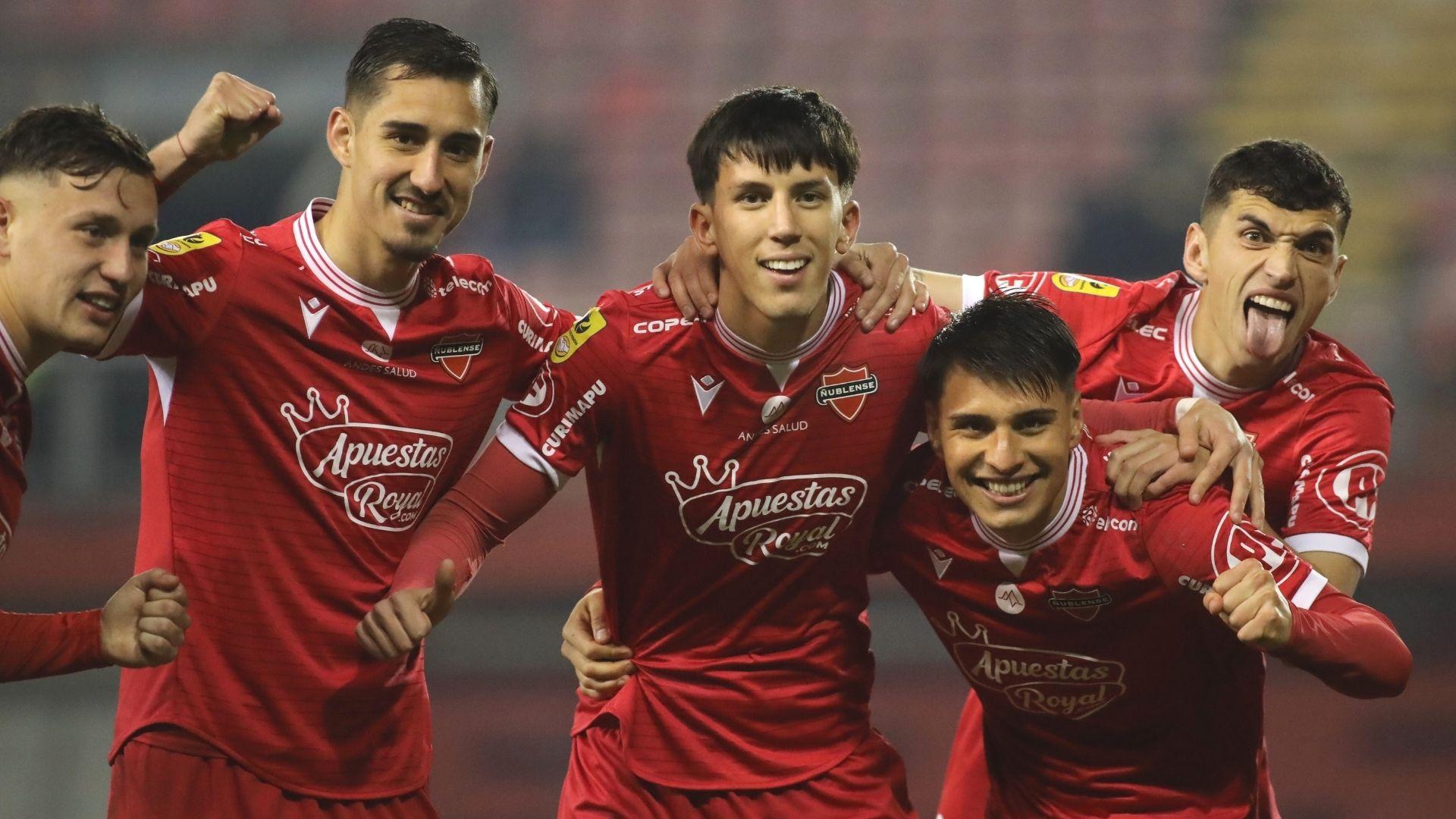 Cuerpo técnico de Ñublense se refirió a la posibilidad de refuerzos para la segunda rueda del fútbol chileno